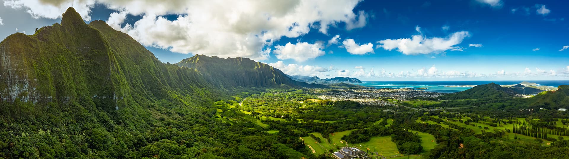 Flying over the Hawaiian coastline